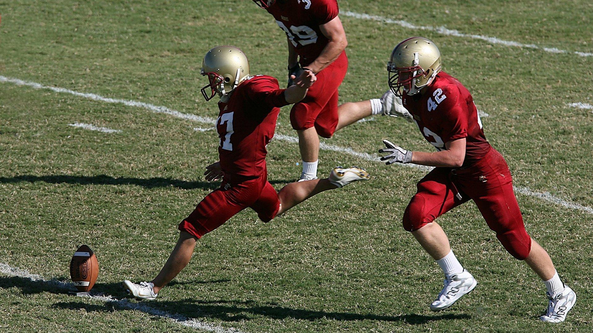 中国竞彩网-足球越位规则面临革新，IFAB定于1月20日大会讨论新方案，下赛季有望启用