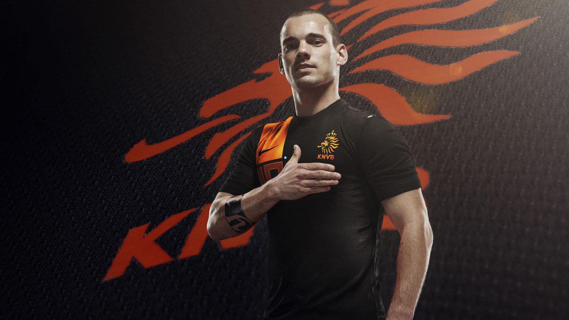 世体曝巴萨更衣室密讯,德罗或转投巴黎圣日耳曼